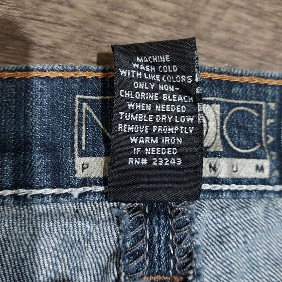 NY&C Brand Women's Flare Jeans Size 8 Wash Denim - Picture 9 of 14